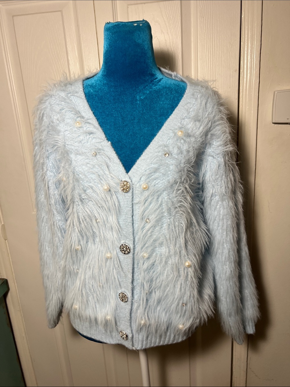 JIANHU Baby Blue Pearl Embellished Shag Cardigan Sweater Women’s Large